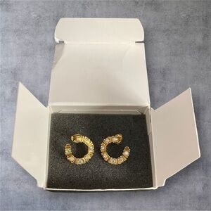 Avon Brilliant Beauty Hoop Earrings With Stainless Steel Posts